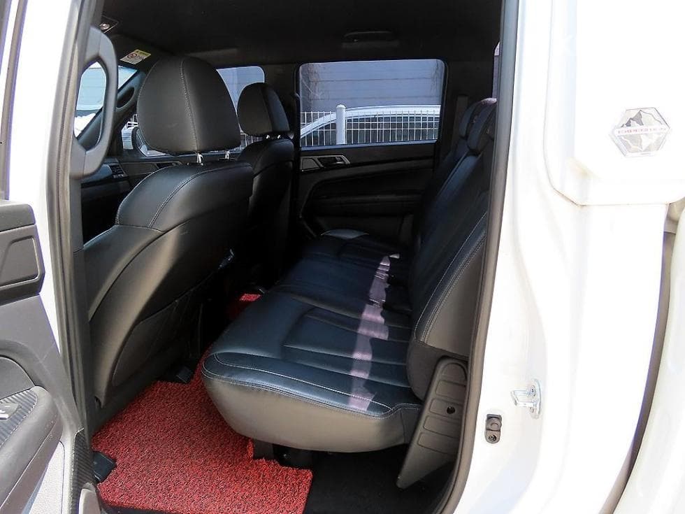 KG Mobility The New (facelift) Rexton Sports Khan2.2 4WD 익스페디션 - 6
