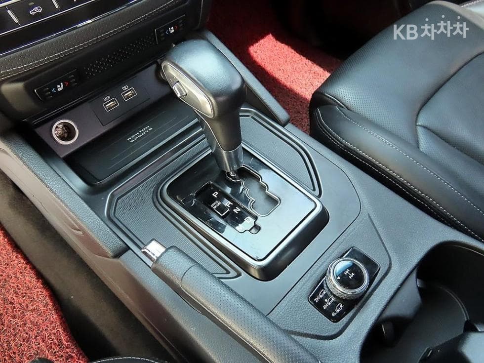 KG Mobility The New (facelift) Rexton Sports Khan2.2 4WD 익스페디션 - 10