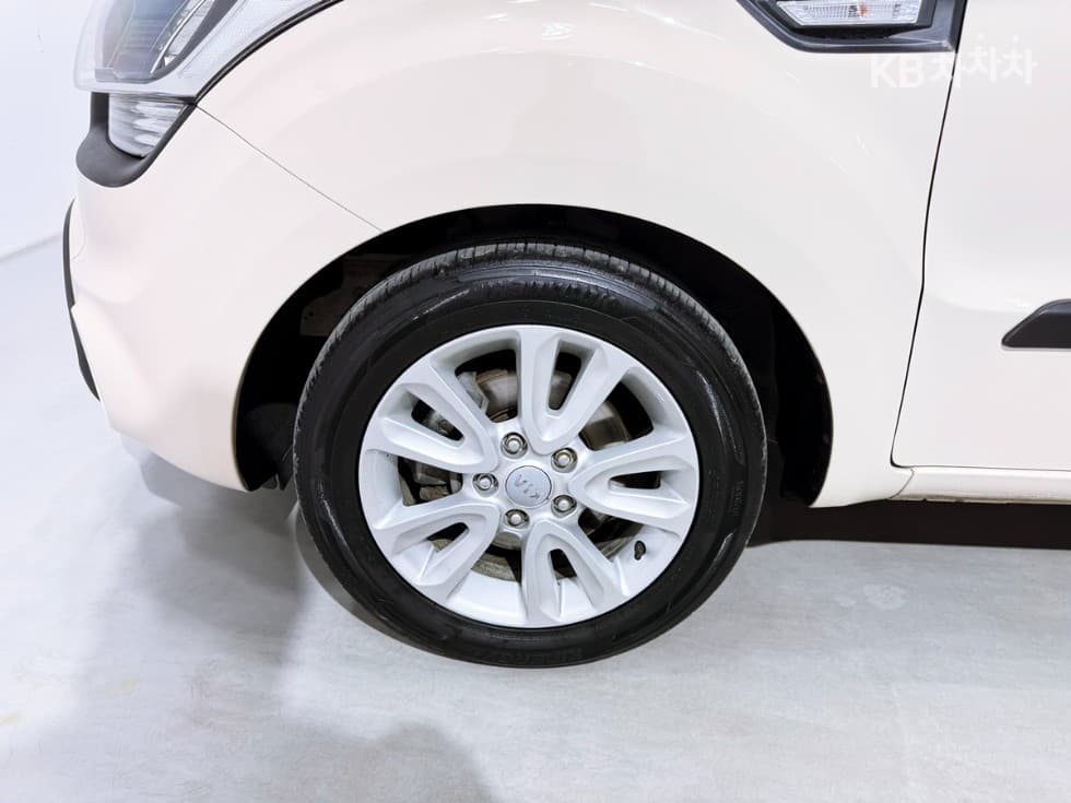Kia Soul1.6 Luxury Standard - 20