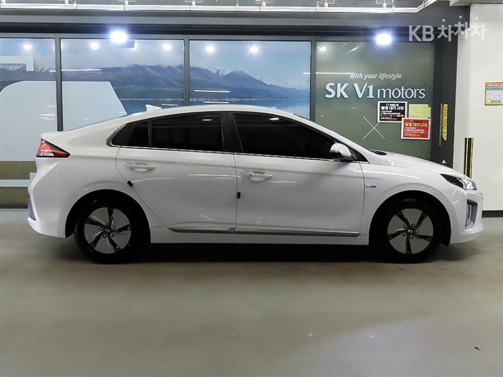 Hyundai The New (facelift) IONIQ (Original Model)Q - 3