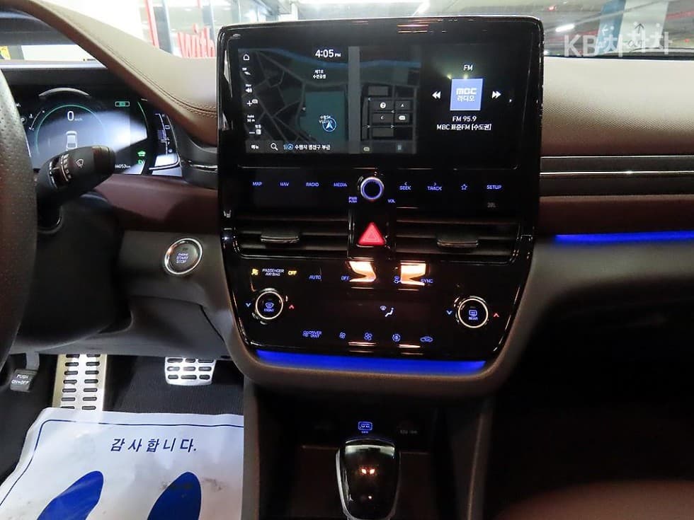 Hyundai The New (facelift) IONIQ (Original Model)Q - 9