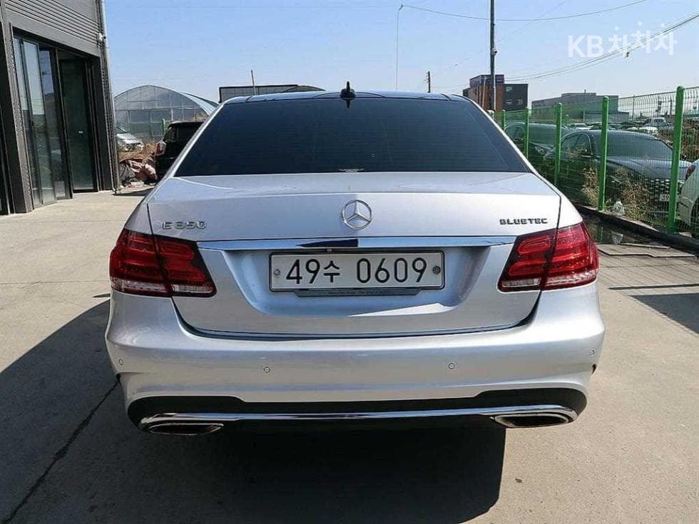 Mercedes-Benz New E-ClassE350 블루텍 4매틱 W212 - 4