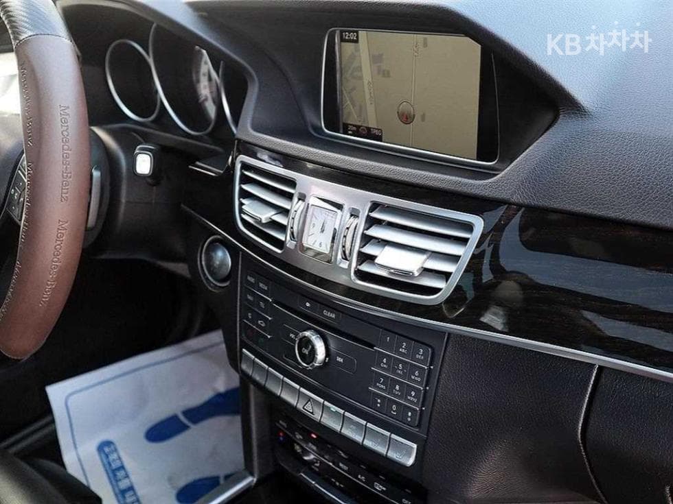 Mercedes-Benz New E-ClassE350 블루텍 4매틱 W212 - 11