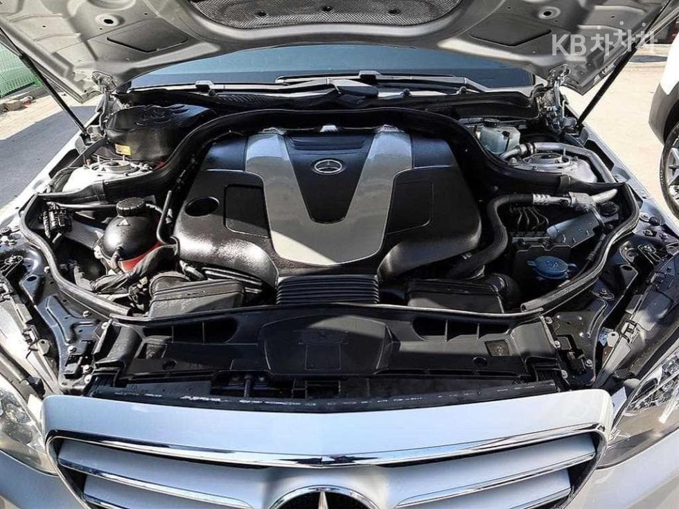 Mercedes-Benz New E-ClassE350 블루텍 4매틱 W212 - 19
