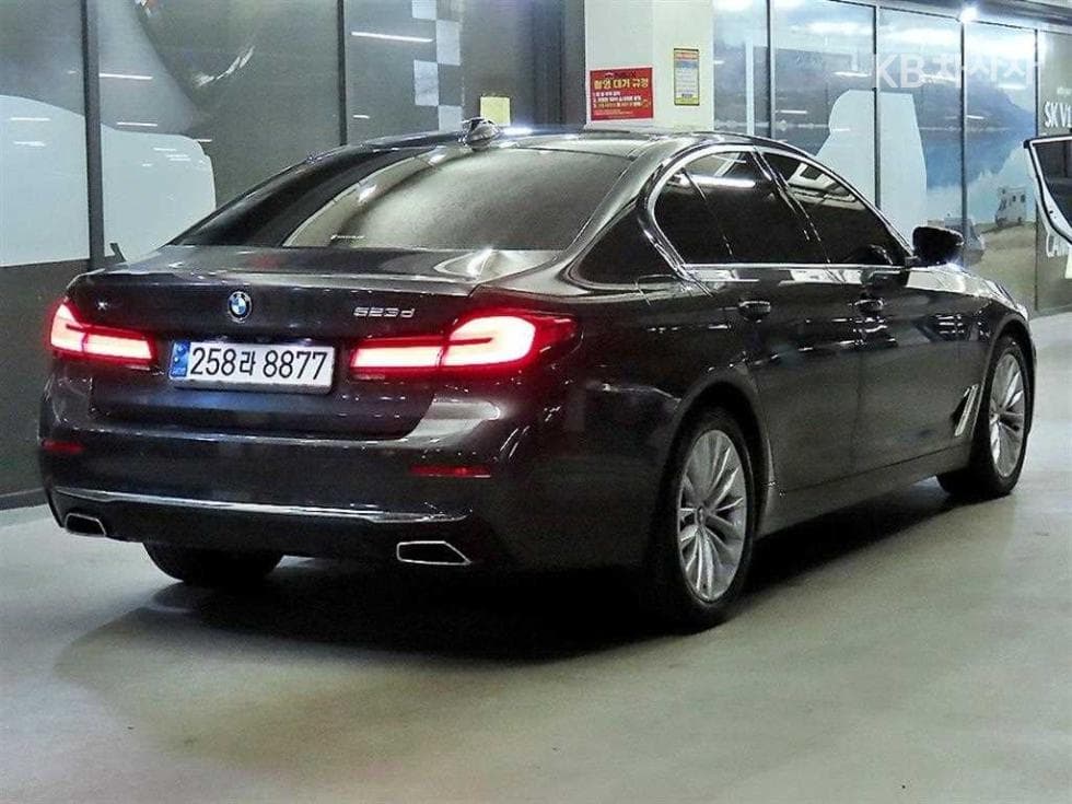 BMW 올New5 Series (G30)523d xDrive Luxury - 4