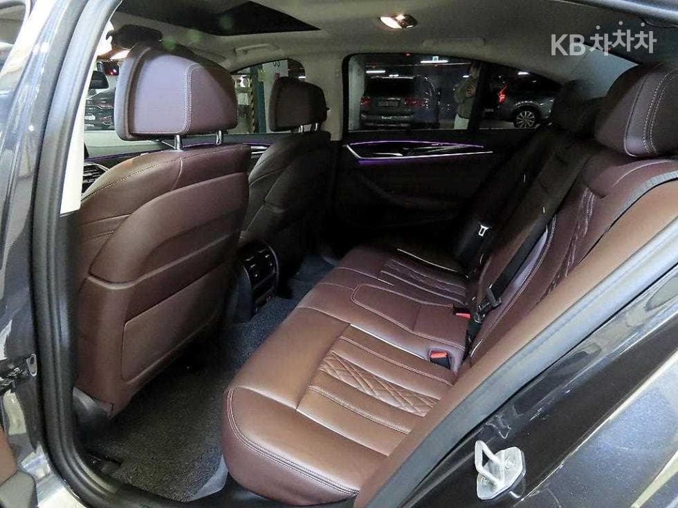 BMW 올New5 Series (G30)523d xDrive Luxury - 7