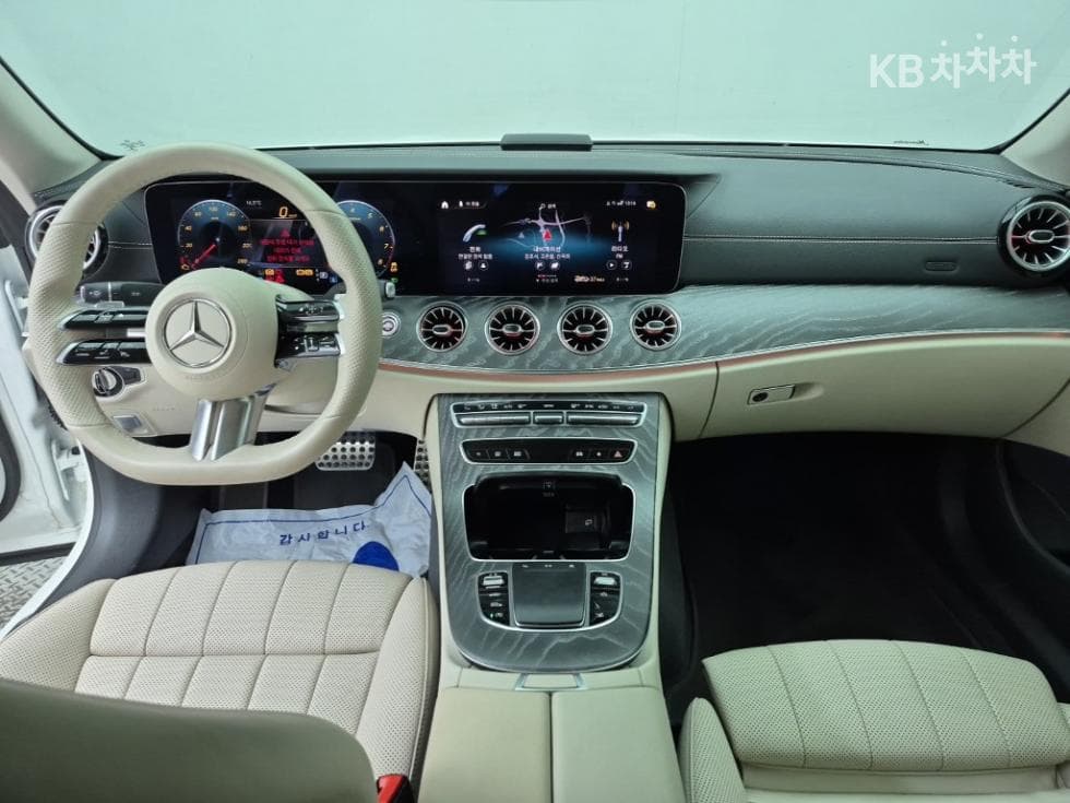 Mercedes-Benz E-Class (W213)E450 4MATIC Coupe Standard - 5