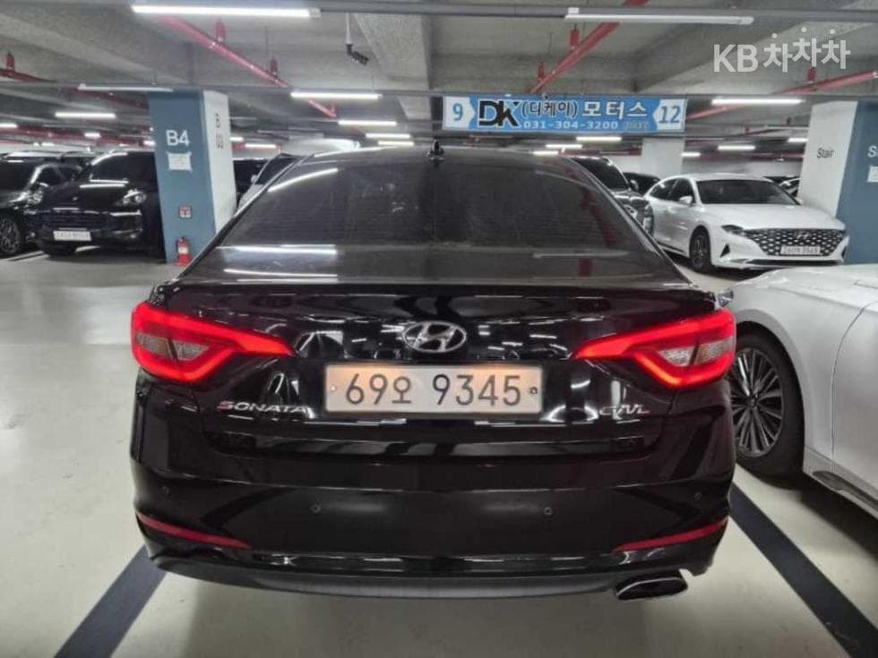 Hyundai Sonata LF2.0 Premium Standard - 4