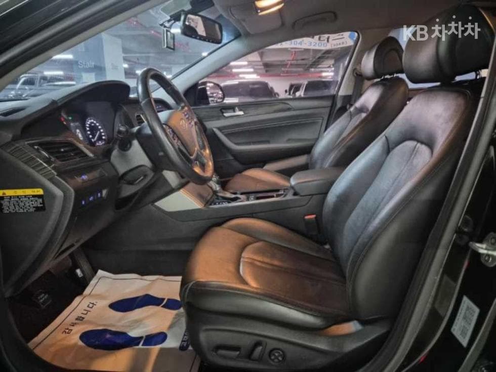Hyundai Sonata LF2.0 Premium Standard - 5