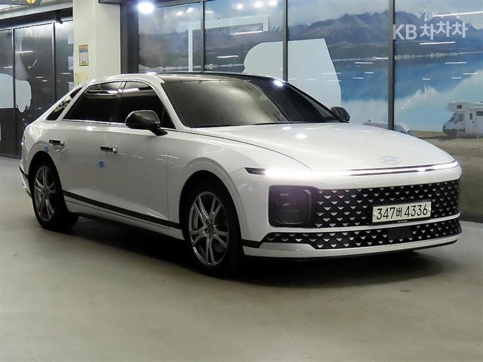 Hyundai The All New Grandeur (Azera) 3.5 LPG 택시 High-end Type - Image 1