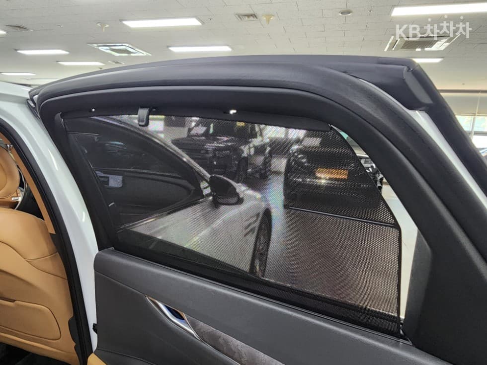 Genesis G80(RG3)2.5 Turbo Gasoline Direct Injection 2WD - 26