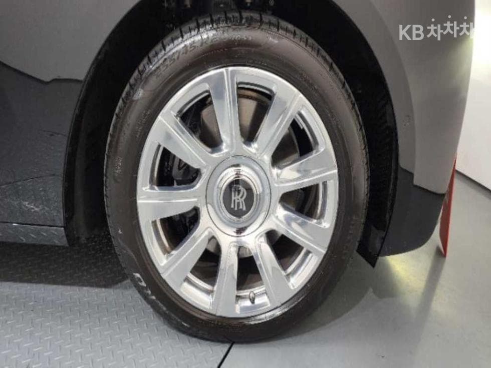 롤스로이스 고스트 Second generation6.75 V12 EWB - 5