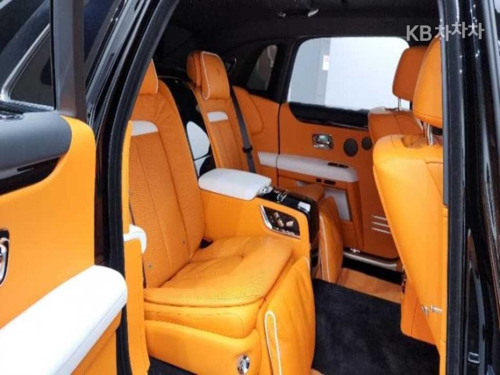 롤스로이스 고스트 Second generation6.75 V12 EWB - 12