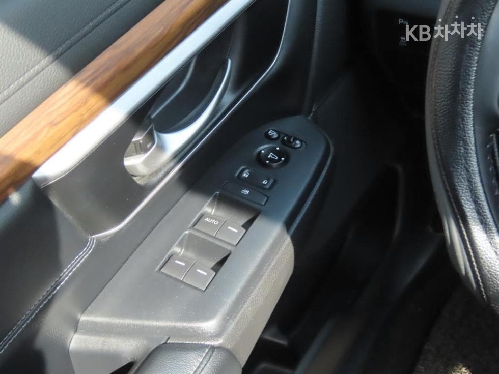 혼다 CR-V 5세대1.5 4WD EX-L - 12