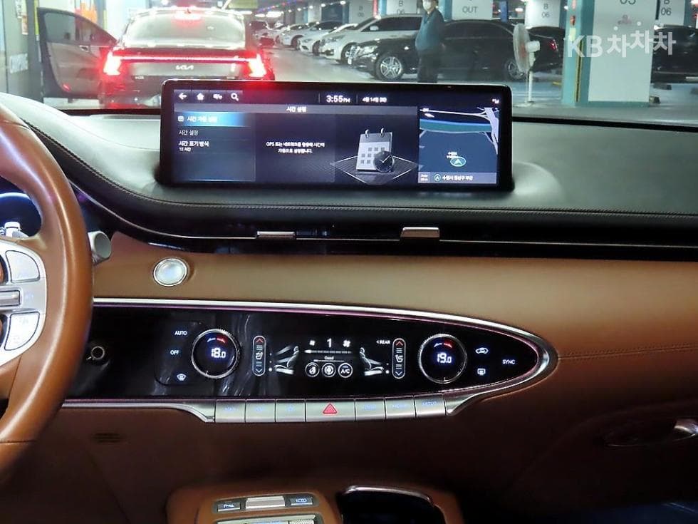 Genesis GV70Gasoline 2.5T 2WD - 11