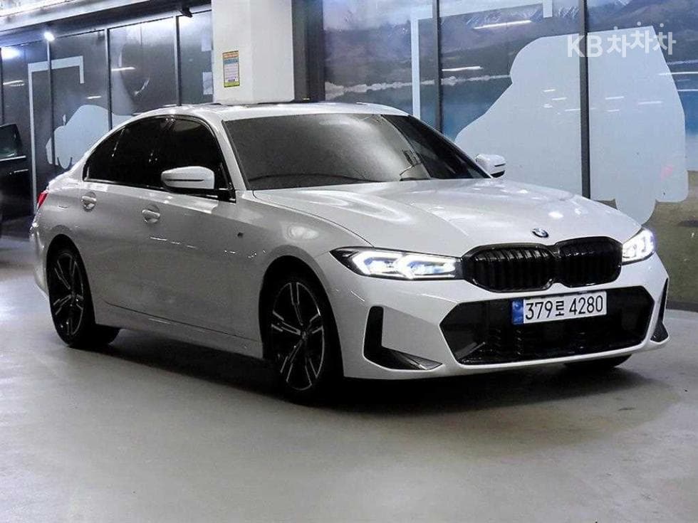 BMW 3 Series (G20)320i M Sport - 2