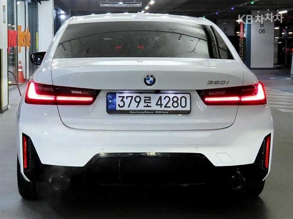 BMW 3 Series (G20)320i M Sport - 5