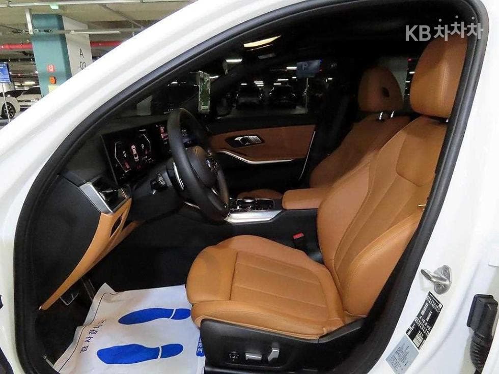 BMW 3 Series (G20)320i M Sport - 6
