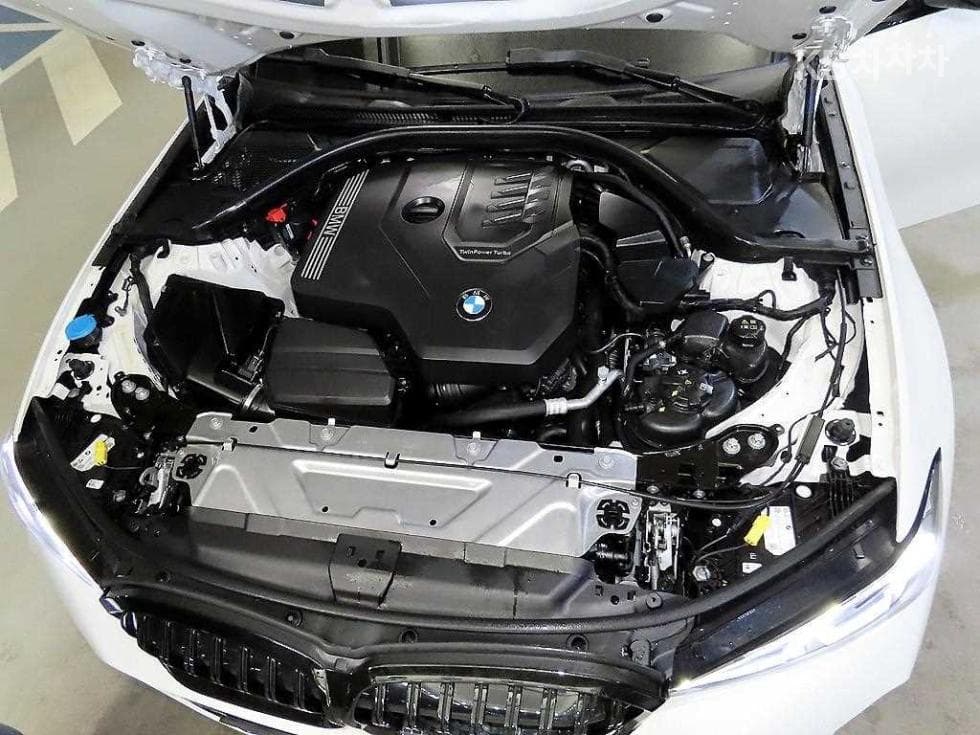 BMW 3 Series (G20)320i M Sport - 19