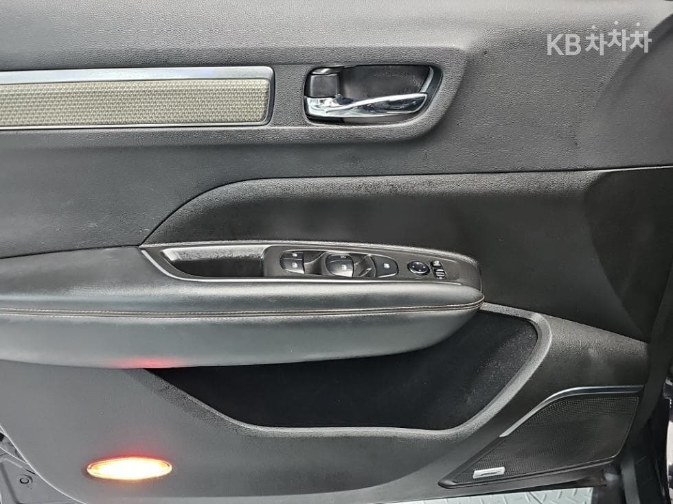 Renault Korea The New (facelift) QM62.0 GDe 2WD Premiere - 19