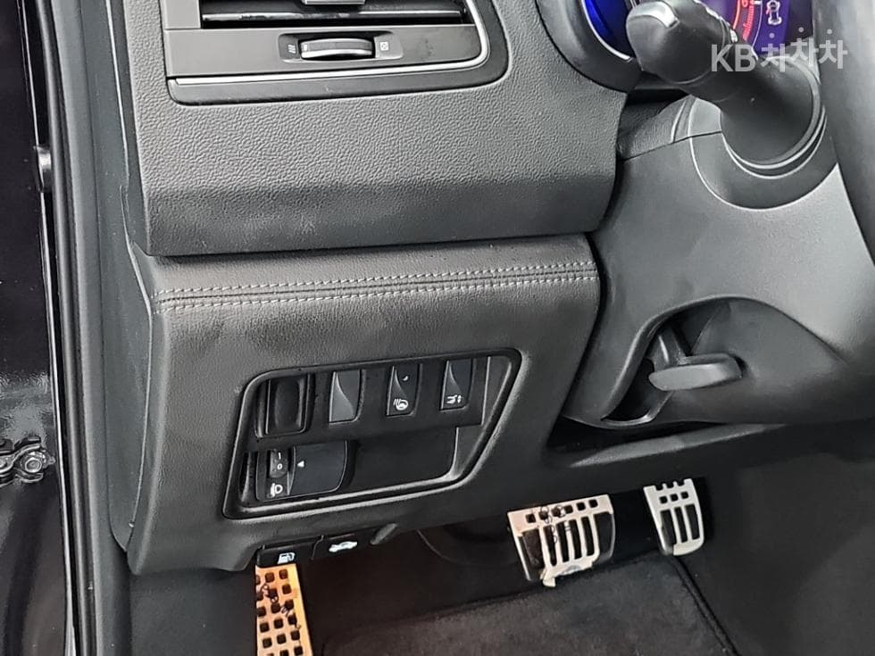 Renault Korea The New (facelift) QM62.0 GDe 2WD Premiere - 20