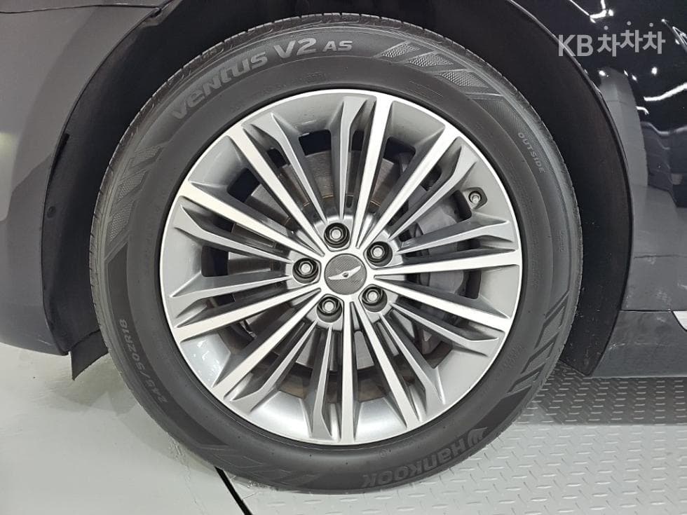Genesis EQ9003.8 GDI AWD Premium Luxury - 26