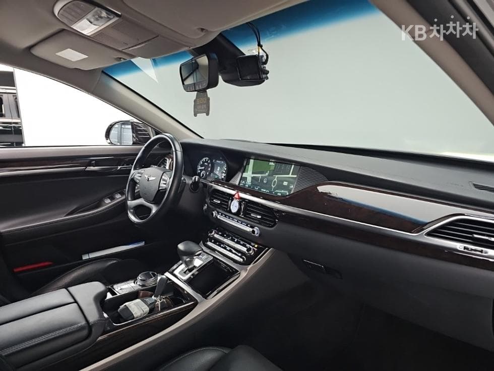 Genesis EQ9003.8 GDI AWD Premium Luxury - 28