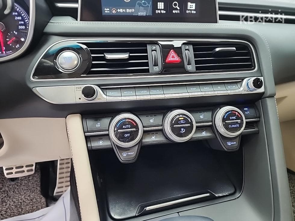 Genesis G702.0T AWD Sport Package - 10