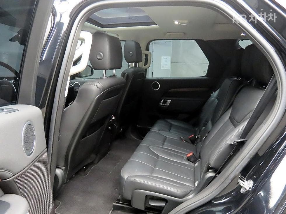 Land Rover 디스커버리53.0 TD6 HSE - 6