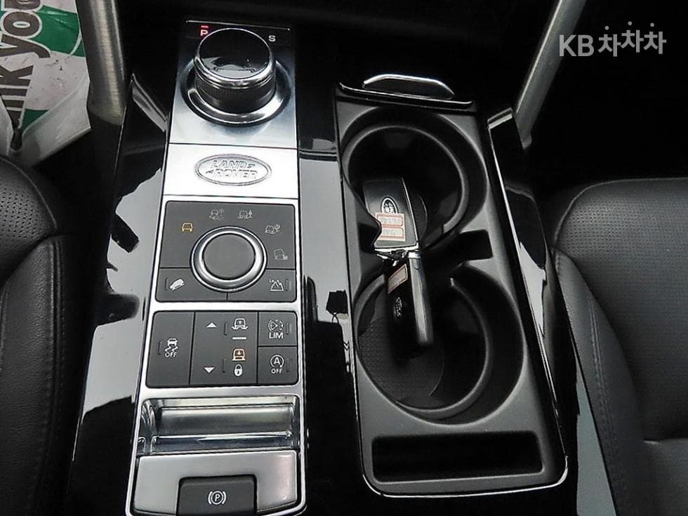 Land Rover 디스커버리53.0 TD6 HSE - 10