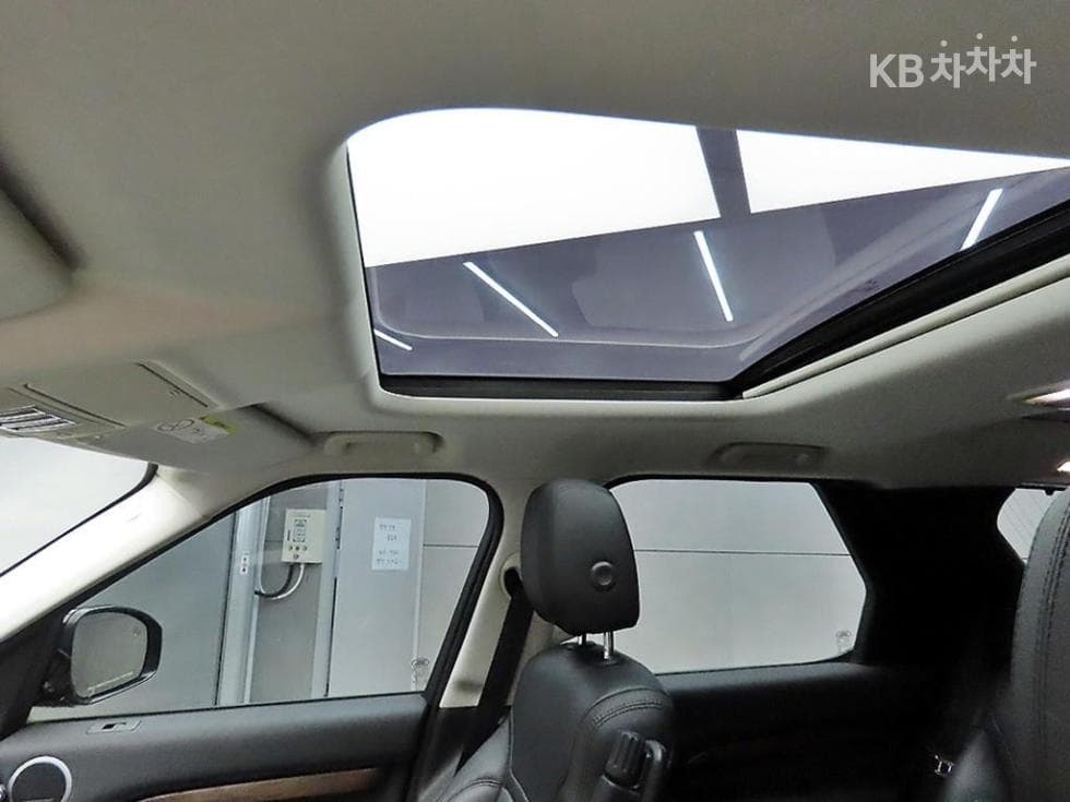 Land Rover 디스커버리53.0 TD6 HSE - 12