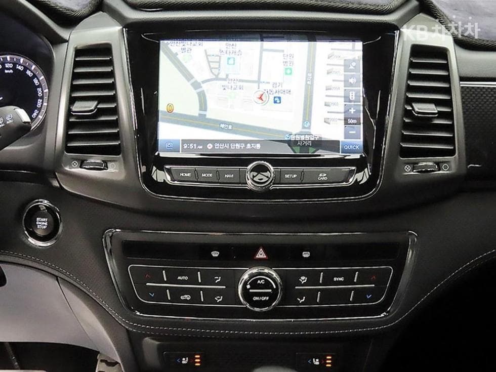 КейДжи Мобилити Rexton Sports Khan2.2 Дизел 파워리프 4x4 와일드 - 13