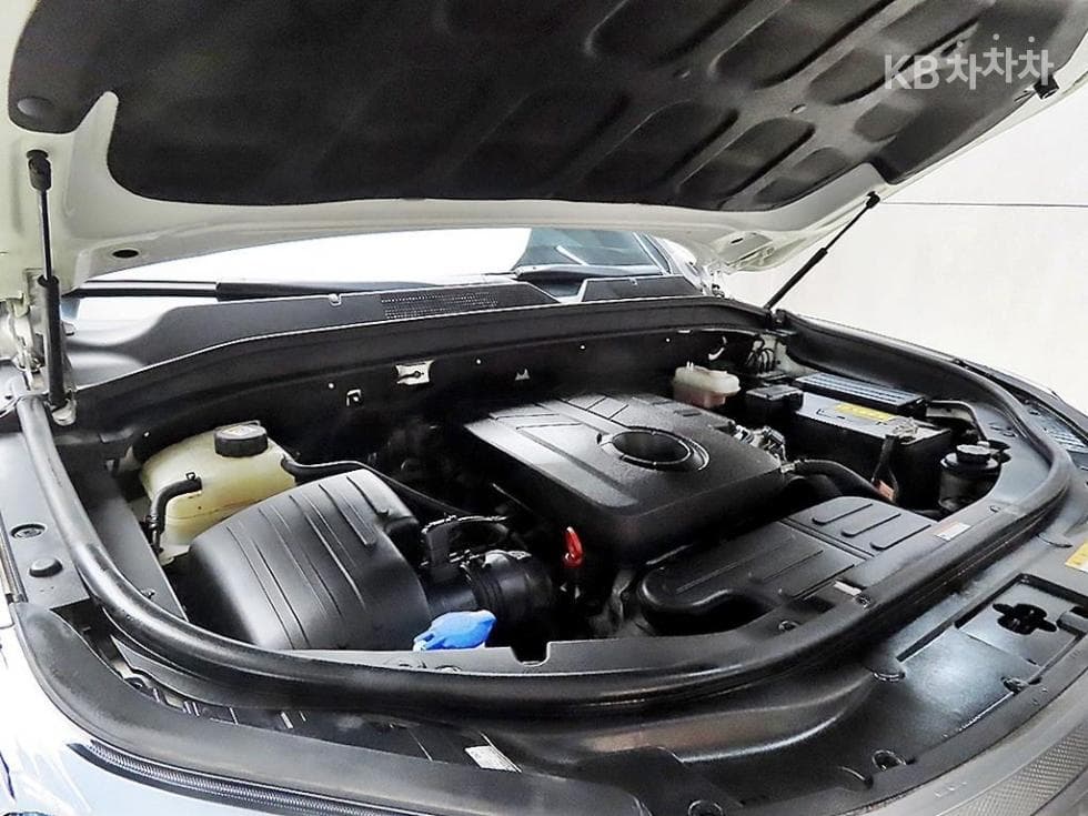 КейДжи Мобилити Rexton Sports Khan2.2 Дизел 파워리프 4x4 와일드 - 19