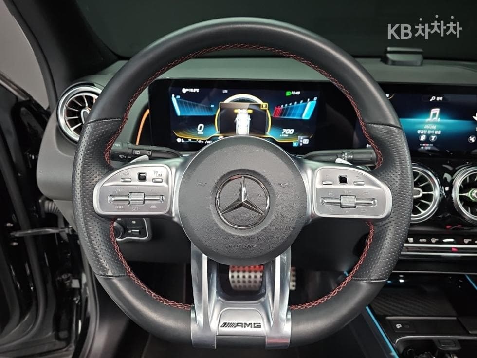 Mercedes-Benz GLB(X247)M-AMG GLB 35 4Matic - 8