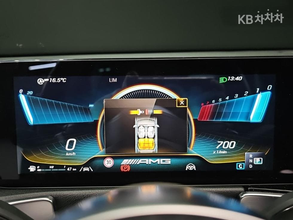 Mercedes-Benz GLB(X247)M-AMG GLB 35 4Matic - 9