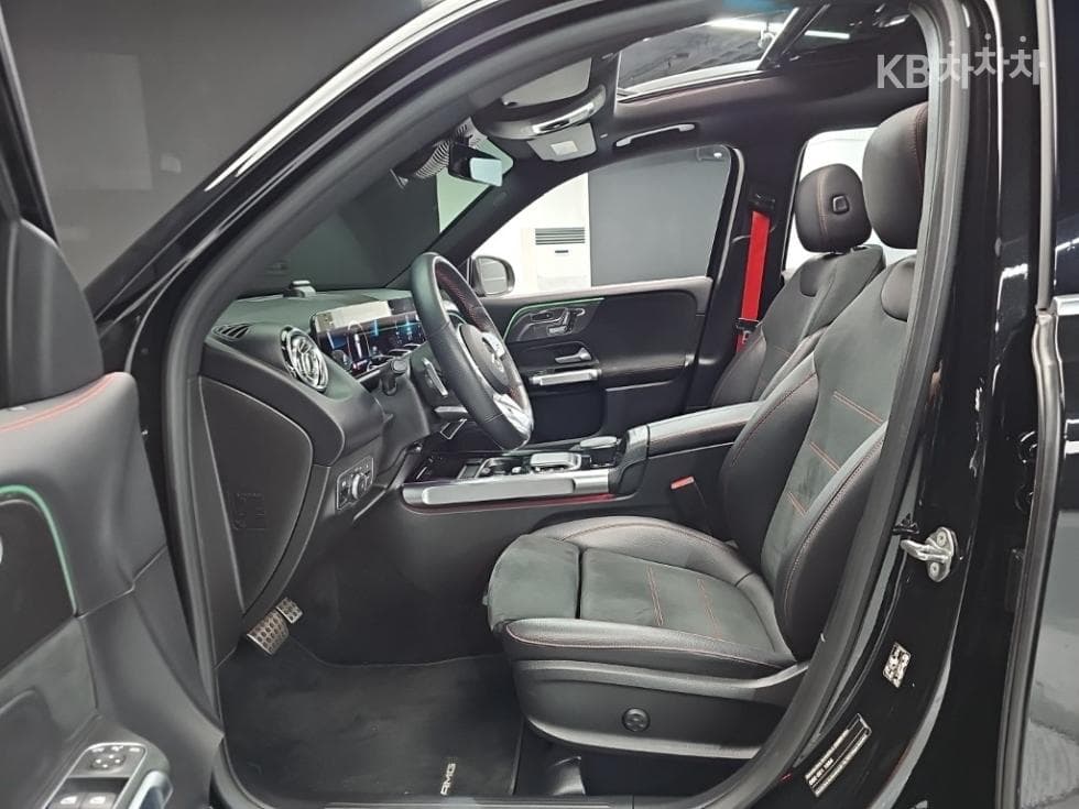 Mercedes-Benz GLB(X247)M-AMG GLB 35 4Matic - 20