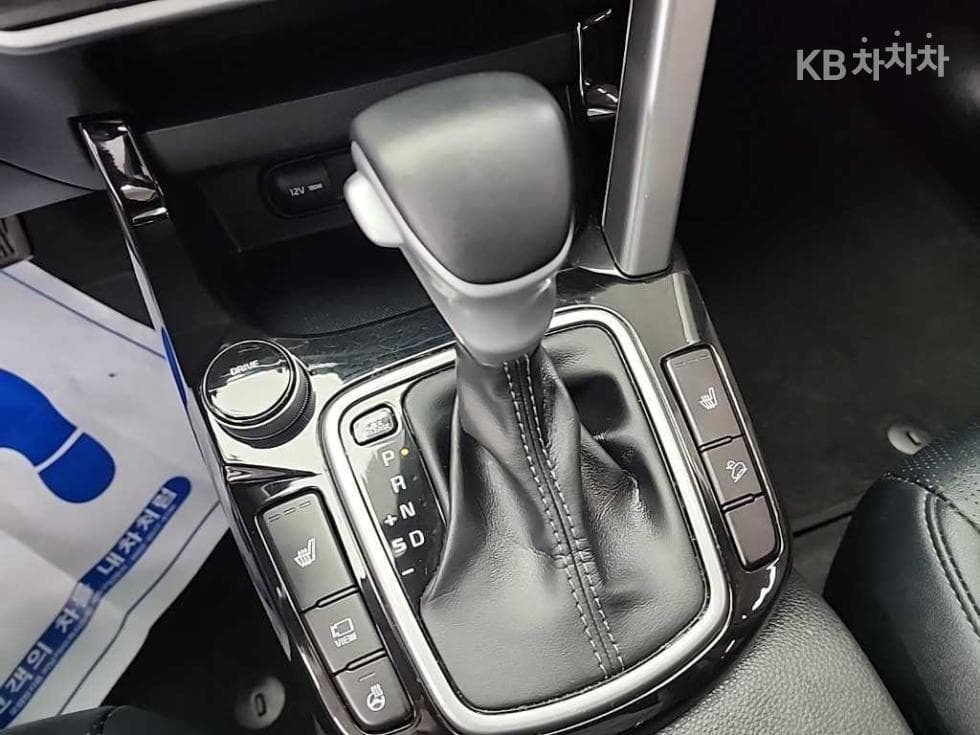 Kia Seltos1.6 Gasoline Turbo 2WD Trendy - 8