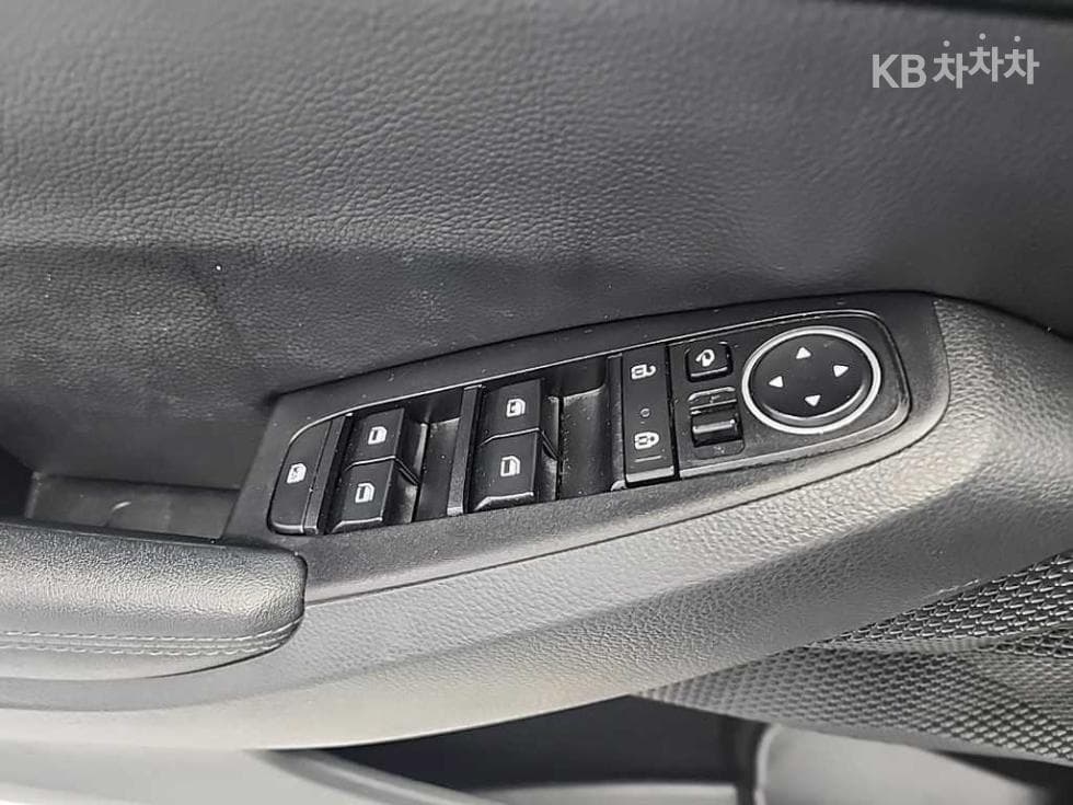 Kia Seltos1.6 Gasoline Turbo 2WD Trendy - 15