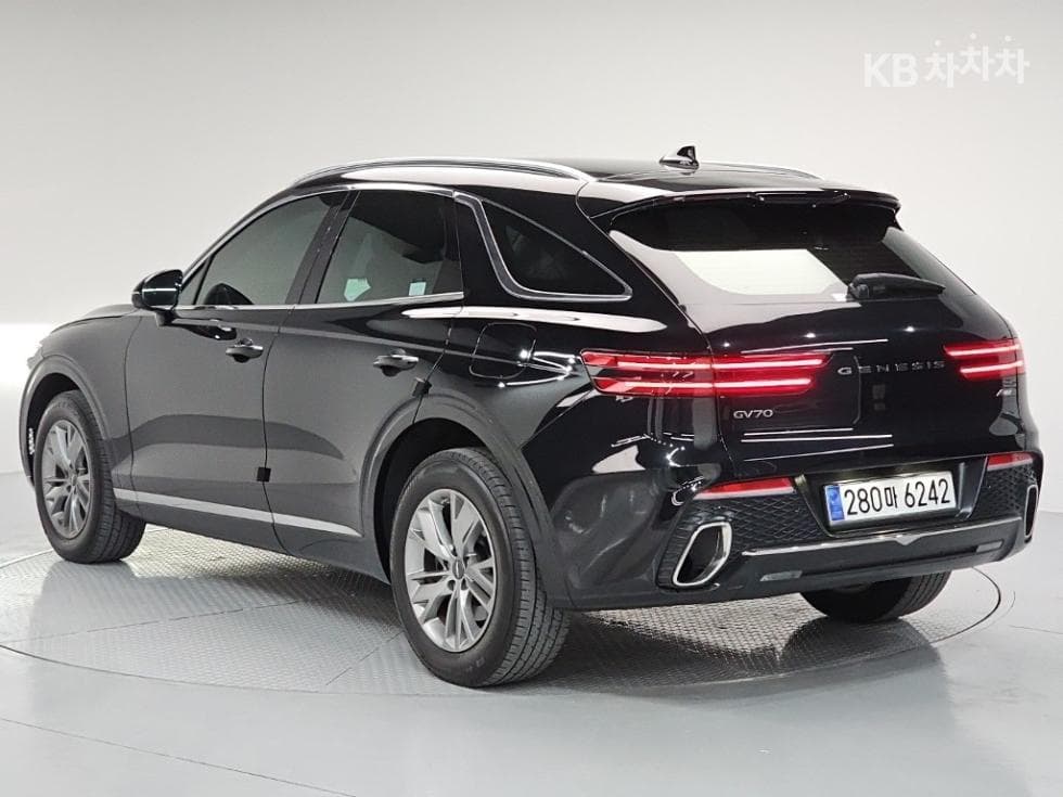 Genesis GV70Gasoline 2.5T AWD - 4