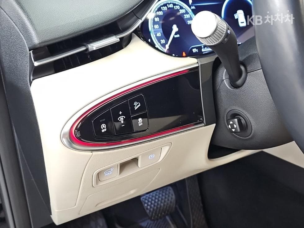 Genesis GV70Gasoline 2.5T AWD - 17