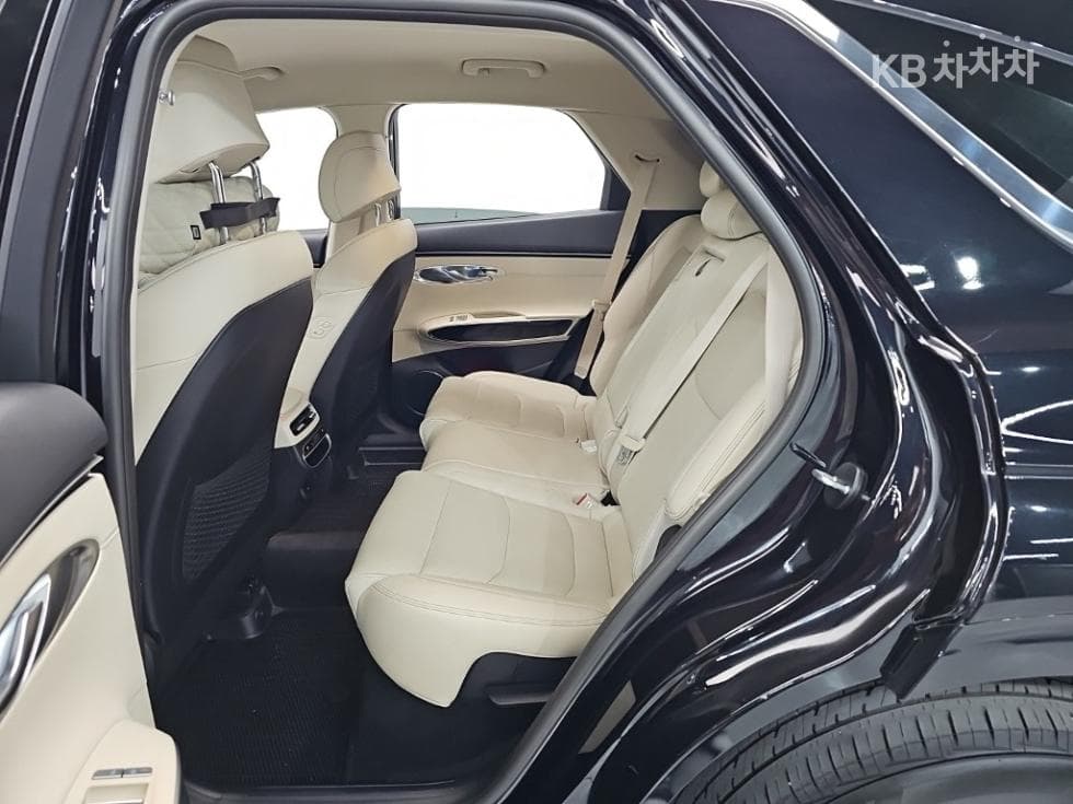 Genesis GV70Gasoline 2.5T AWD - 20