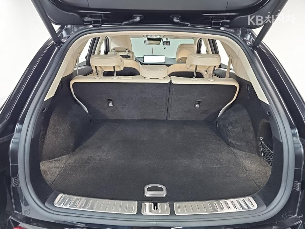 Genesis GV70Gasoline 2.5T AWD - 22
