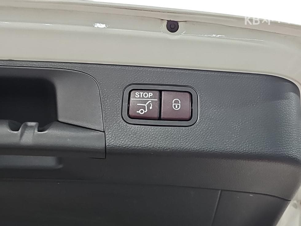 Mercedes-Benz GLC(X253)250d 4Matic - 25