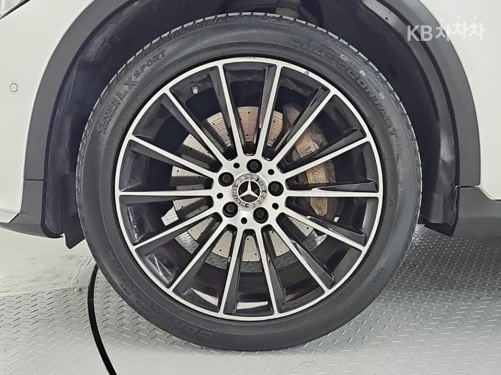 Mercedes-Benz GLC(X253)250d 4Matic - 26