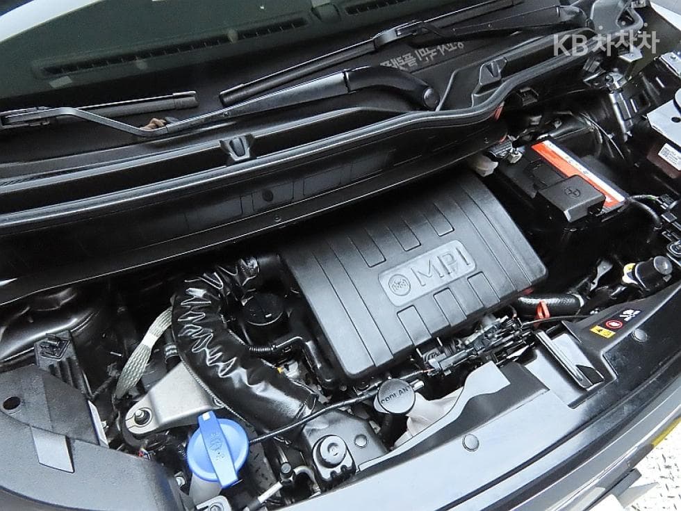 Kia The New (facelift) Kia Ray (van)1.0 Gasoline Signature - 7
