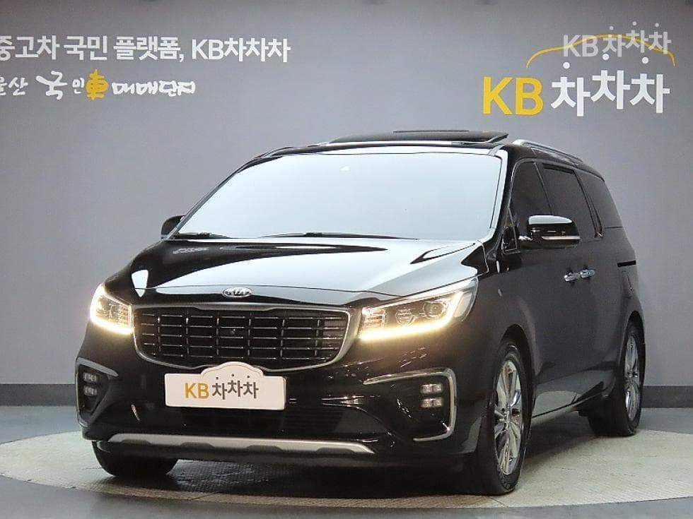 Kia The New (facelift) Carnival 7-seater (Limousine) 3.3 Gasoline Limousine President - Image 1
