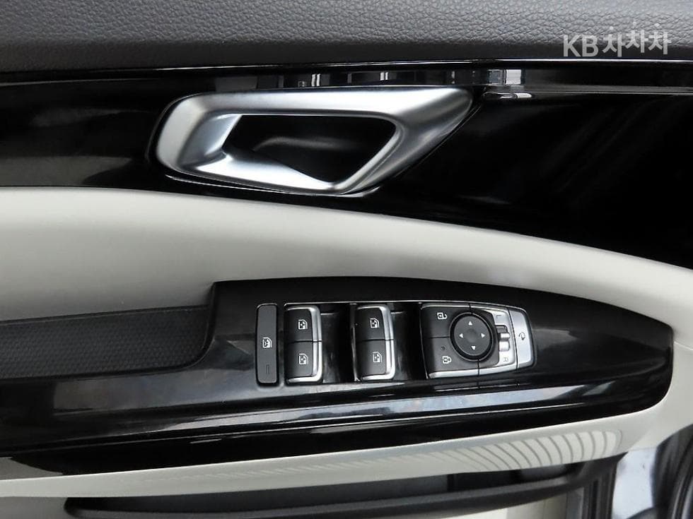 Kia Carnival 4th generationG3.5 GDI 7-seater (Limousine) Noblesse - 11
