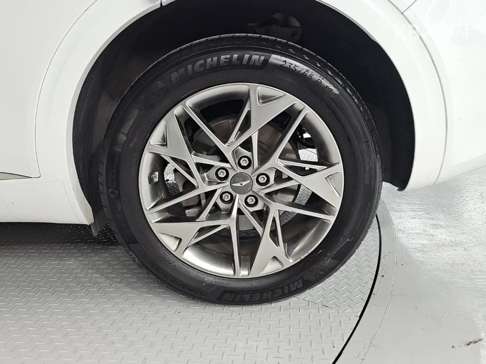 Genesis GV70Gasoline 2.5T 2WD - 28