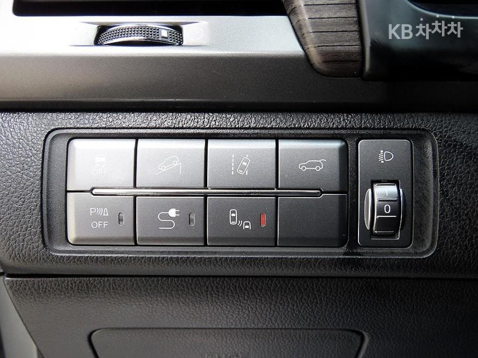 KG Mobility G4 Rexton2.2 2WD 마제스티 Special (special feature/edition) - 12