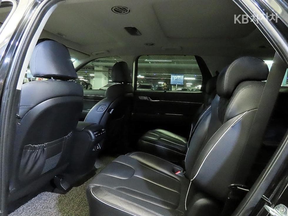 Hyundai Palisade2.2 Diesel 7-seater (Limousine) Prestige - 7